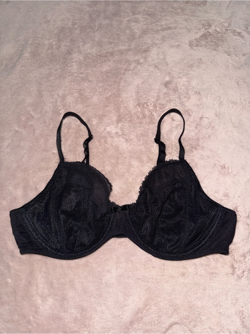 Chantelle bra size 32DD